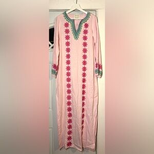 STS Woven Floral Embroidered V Neck Long Sleeve Caftan Dress Size Small NWT